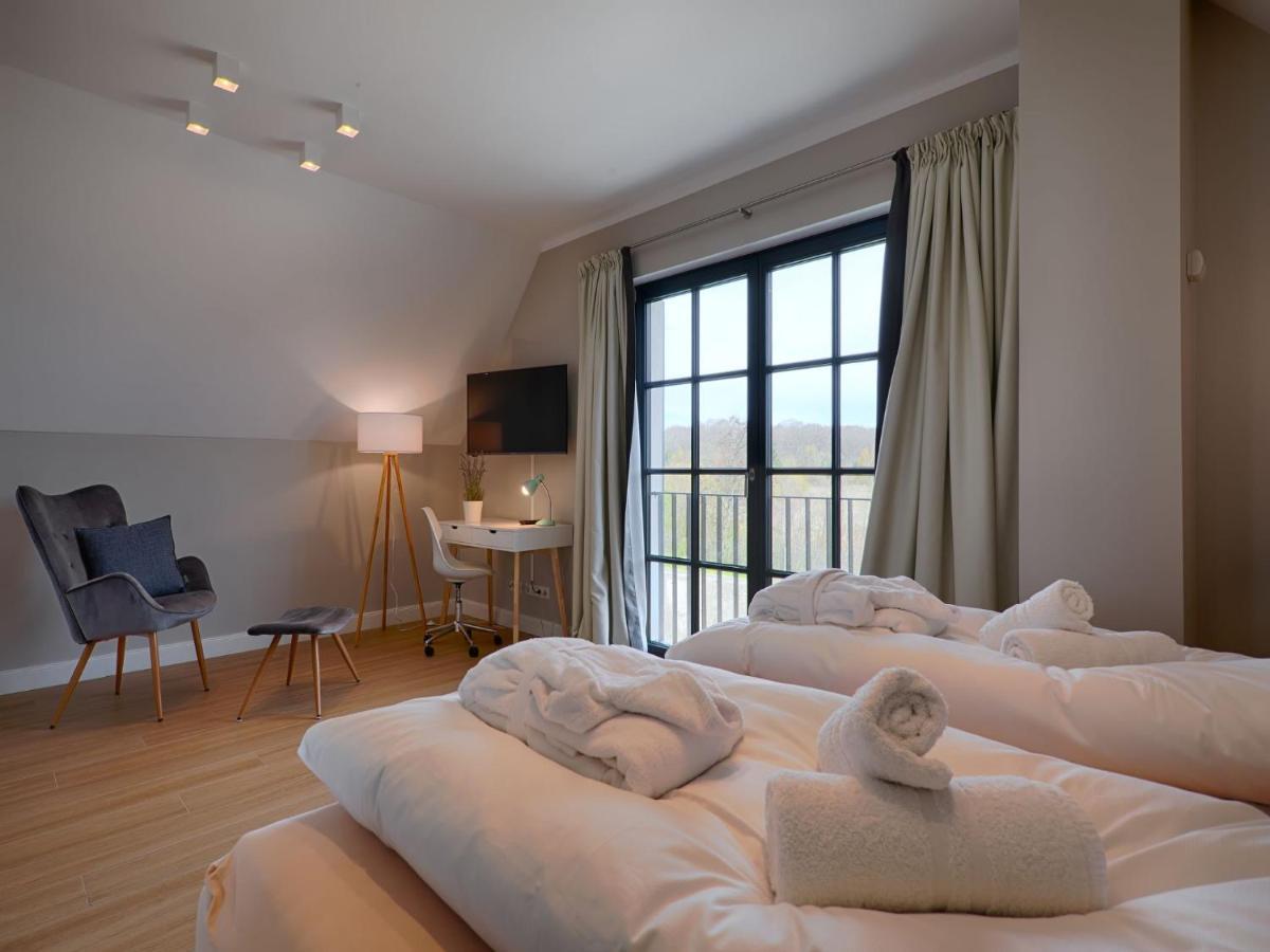 Reetland Am - Premium Reetdachvilla Mit 3 Schlafzimmern, Sauna Und Kamin F27 Feriehus Dranske
