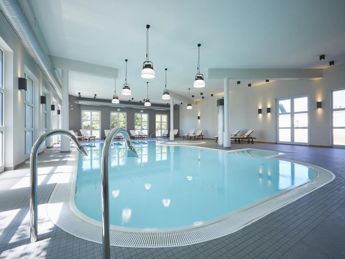 Reetland Am - Premium Reetdachvilla Mit 3 Schlafzimmern, Sauna Und Kamin F27 *